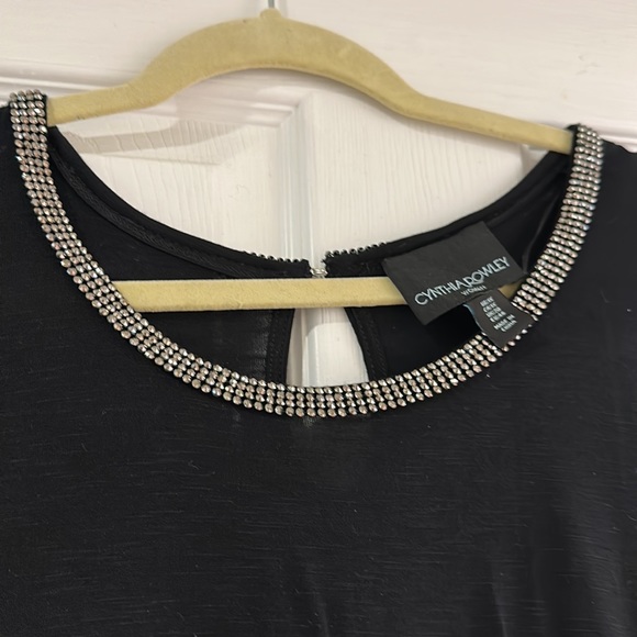 Cynthia Rowley Women size 1X  Black Jeweled Top/ tunic - Picture 8 of 10